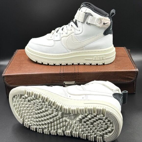 Nike Wmns Air Force 1 High Utility 2.0 'Summit White' - Picture 1 of 10